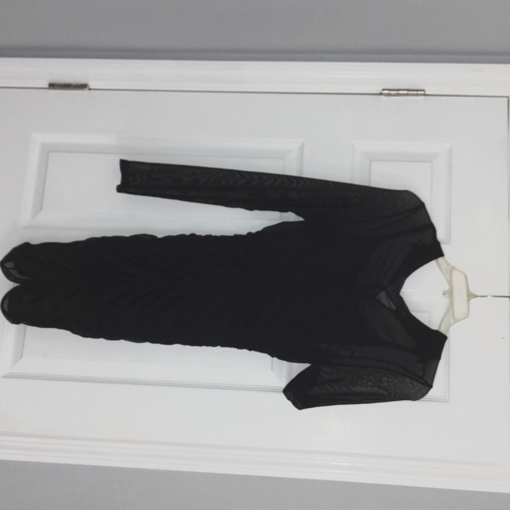Iris medium black dress